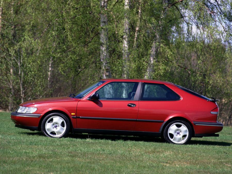  Saab 900 SE Turbo Coupe 1993 года  (фото 5 из 29)